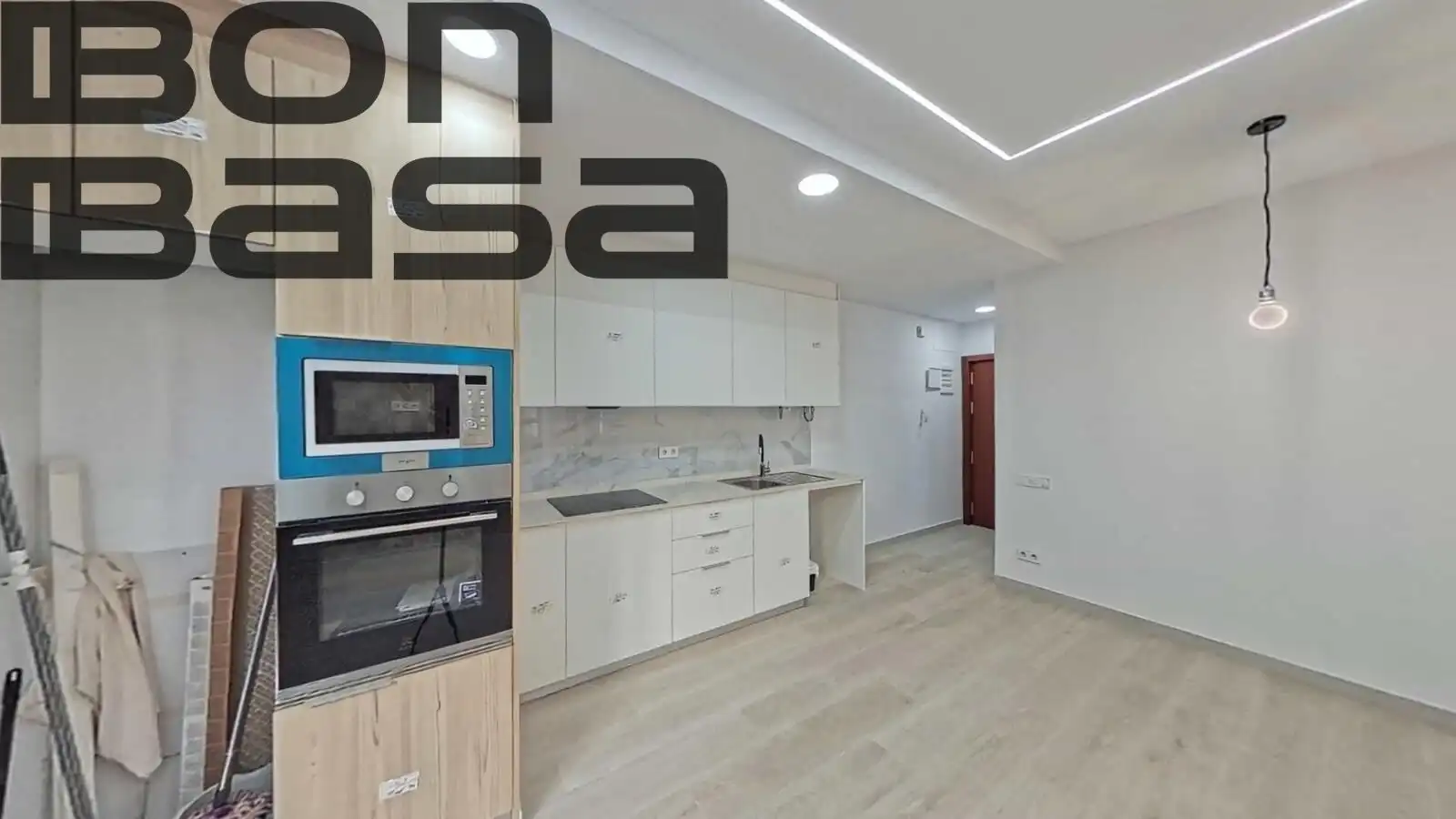 Appartamento con ascensore in vendita a Centro
