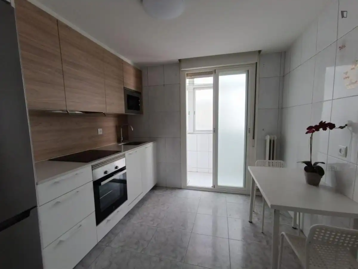 Zimmer in Mendebaldea - Ermitagaña