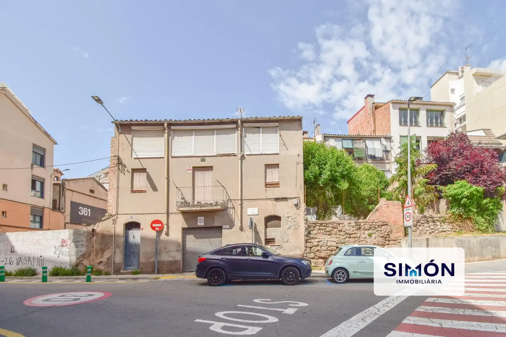 Außenansicht von Residential zum Verkauf in Manresa
