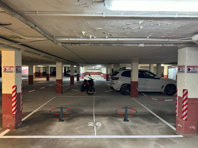 Garaje en Alquiler en BRUSSEL·LES en Fenals