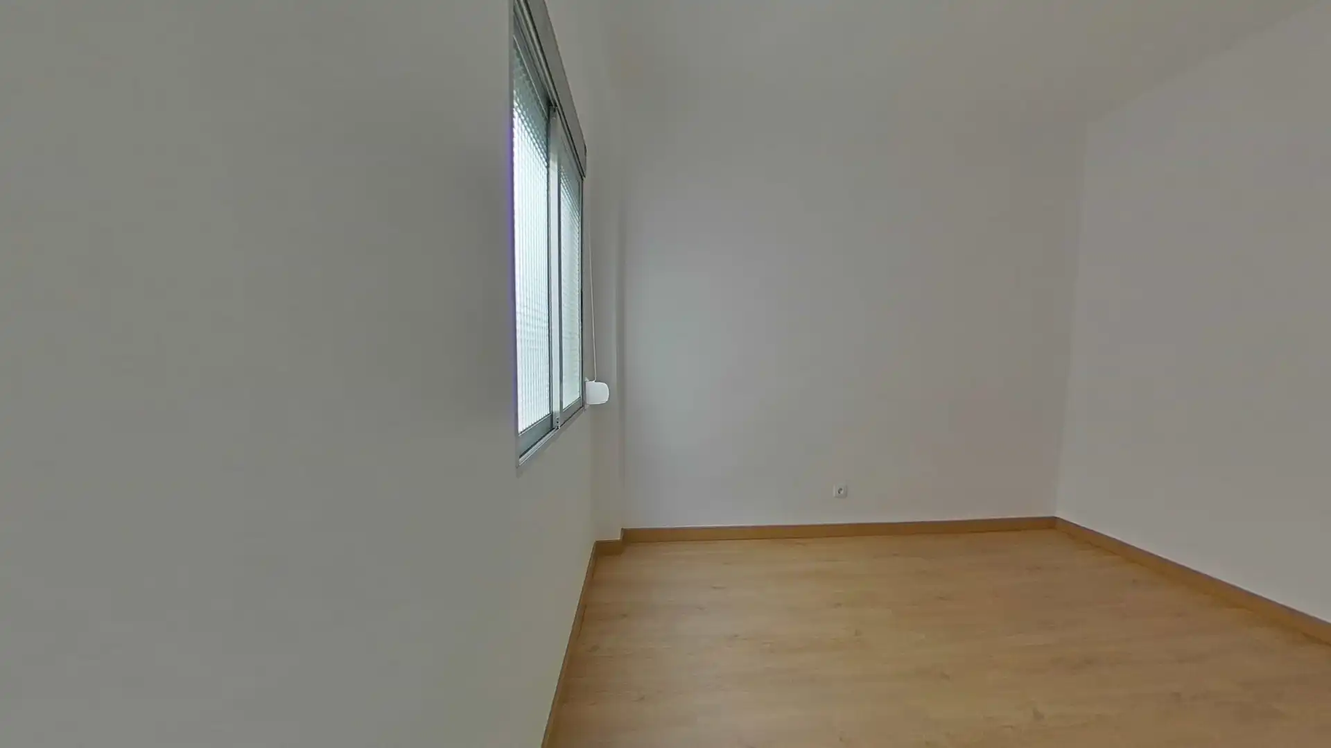 Bedroom of Flat for sale in Valencia