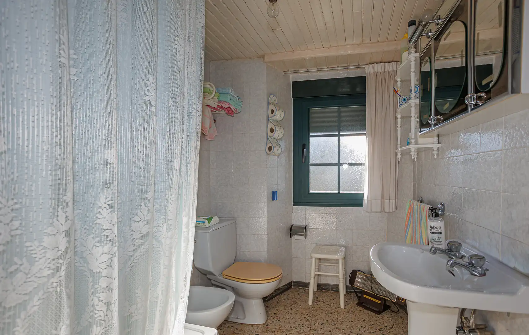 Bathroom of Country homes for sale in Boimorto  with Furnished