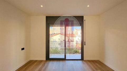 Foto 5 de Pis en venda a Calle Calle D´ermengol Goula, Centre, Barcelona