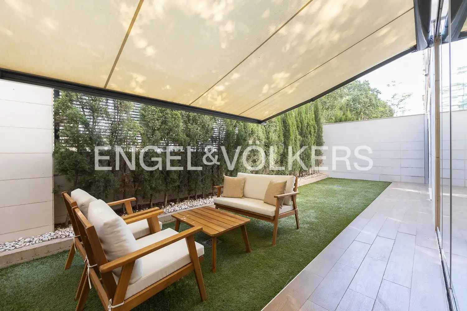Terraza de Dúplex en venta en Valencia con Aire acondicionado, Calefacción y Jardín privado