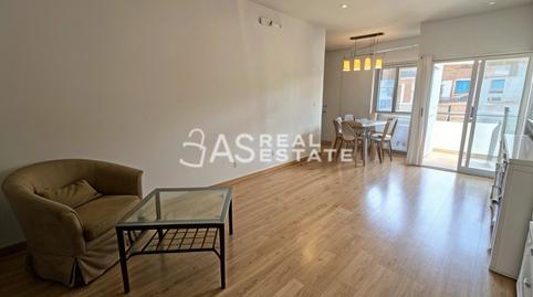 Photo 4 of Flat for sale in Calle del Rosselló, El Camp de l'Arpa del Clot, Barcelona