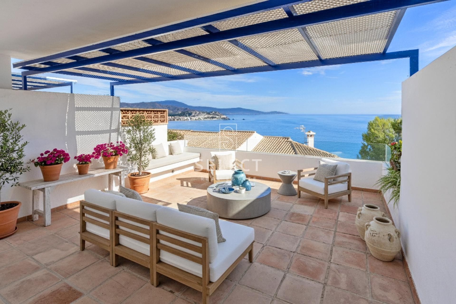 Terrassa de Casa adosada en venda en Almuñécar amb Terrassa, Balcó i Piscina comunitària