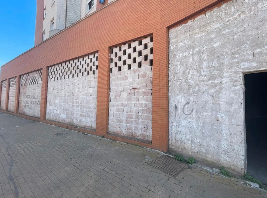 Exterior view of Premises for sale in Roquetas de Mar