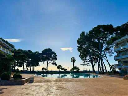 Swimming pool of Flat for sale in Cambrils  with Air Conditioner, Heating and Private garden