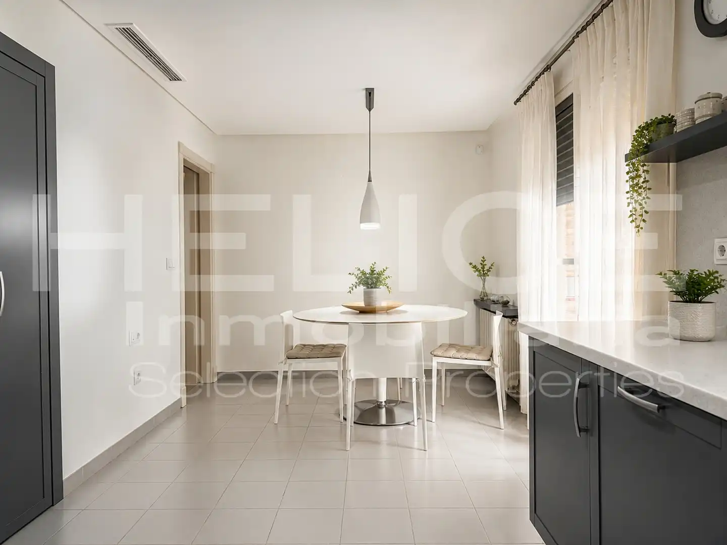 Comedor de Casa o chalet en venta en Sedaví con Aire acondicionado, Calefacción y Parquet