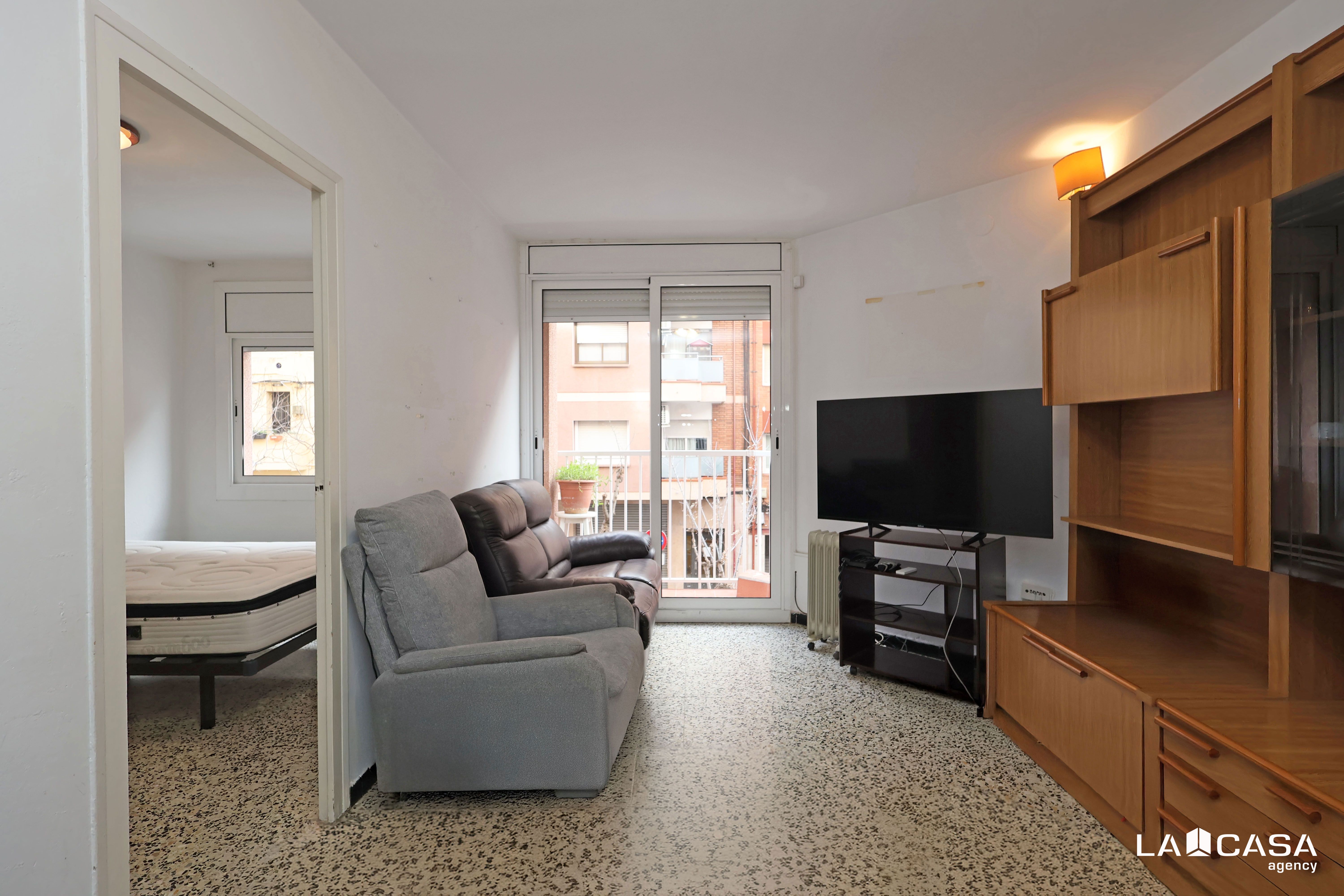 Sala d'estar de Pis en venda en Esplugues de Llobregat amb Calefacció i Balcó