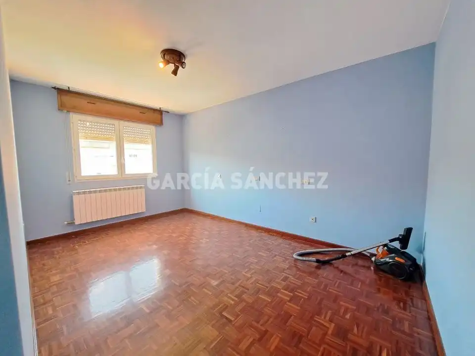 Bedroom of Flat for sale in Boiro  with Storage room