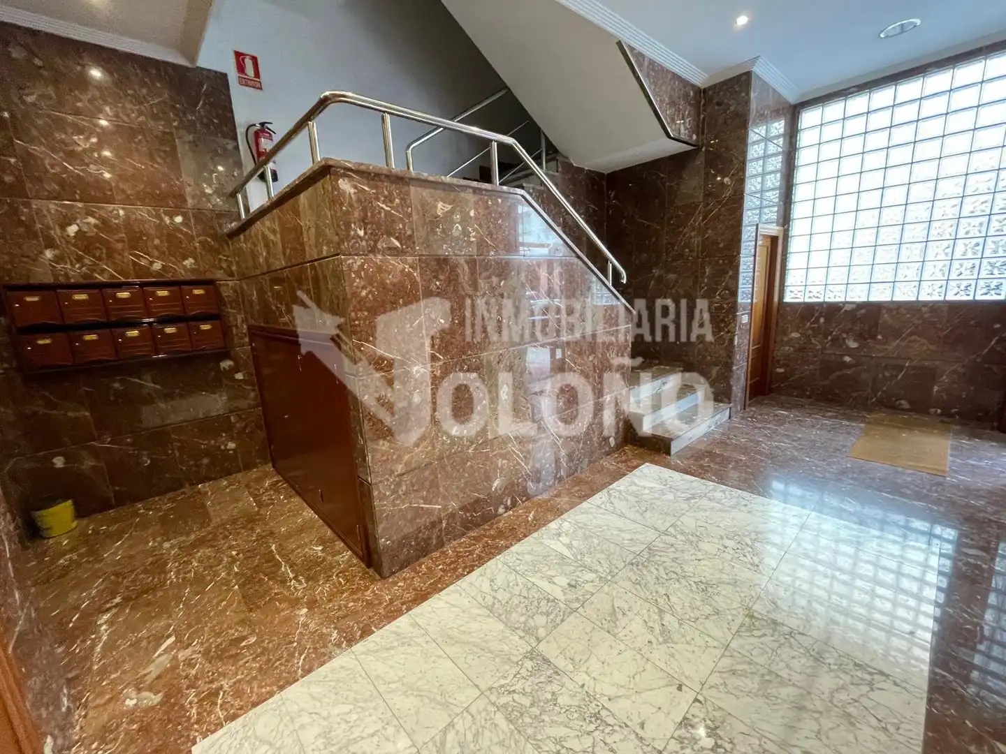 Piso con ascensor en venta en Avenida La Rioja, imagen 31