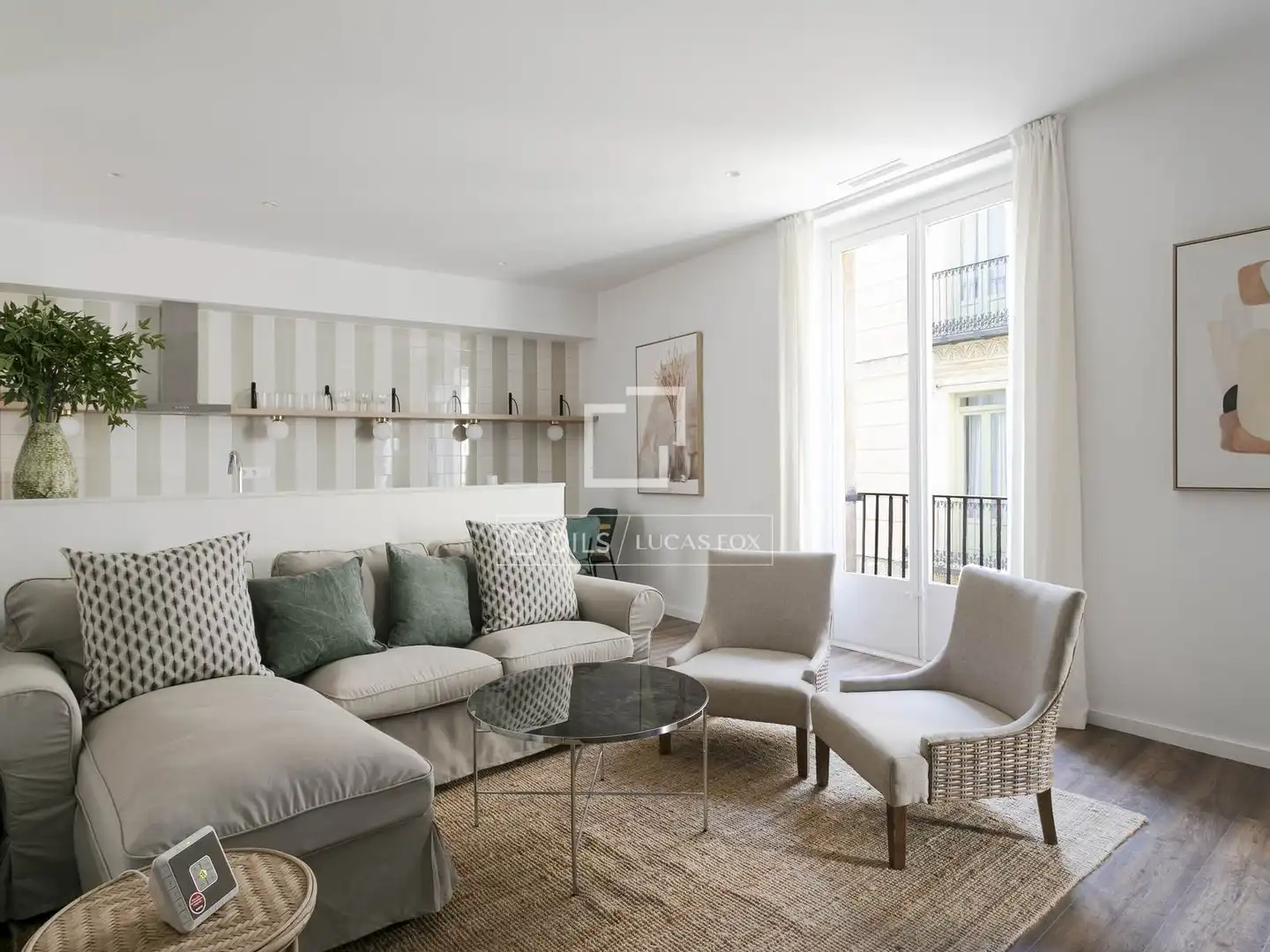 Piso con terraza en venta en Ciutat Vella, imagen 2