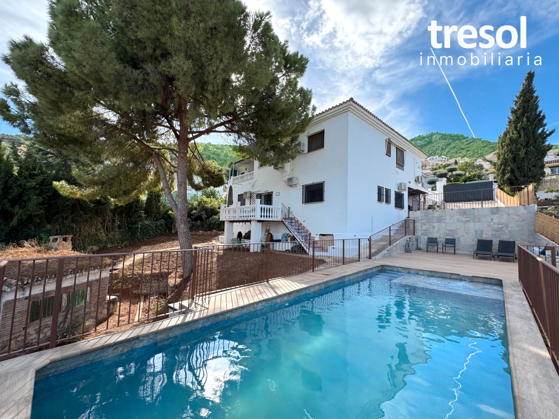 Exterior view of House or chalet for sale in Alhaurín de la Torre  with Air Conditioner, Heating and Private garden