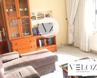 Living room of Flat to rent in Salamanca Capital  with Heating, Terrace and Storage room