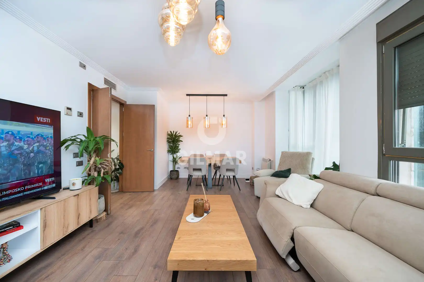 Living room of Flat for sale in Madrid  with Heating, Private garden and Storage room