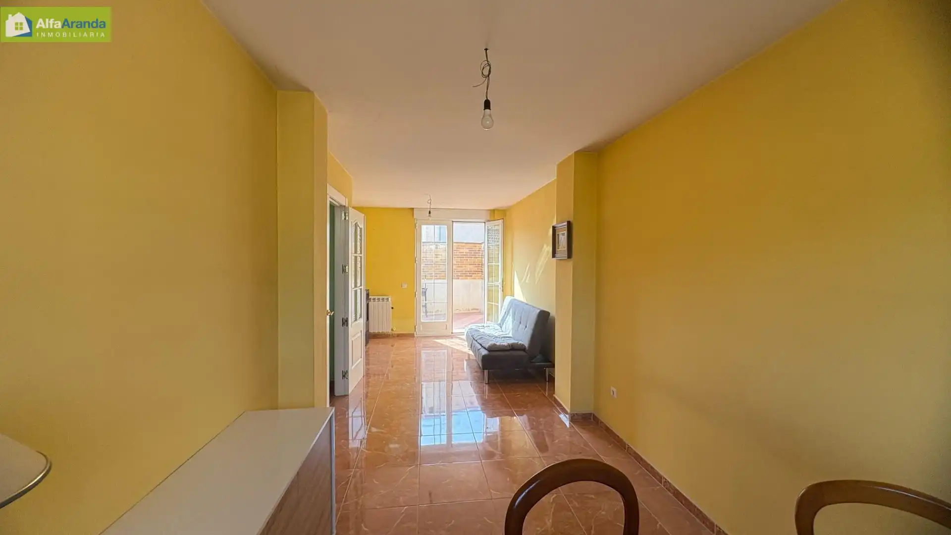 Casa adosada en venta en Aranda de Duero con Calefacción y Terraza