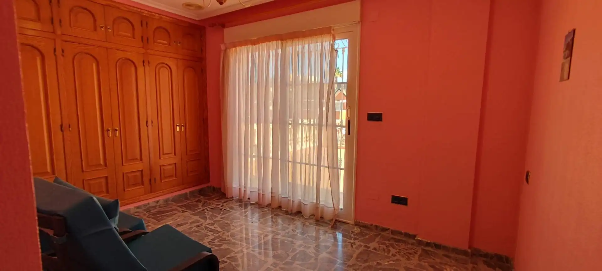 Habitación de Casa o chalet en venta en Elche / Elx con Aire acondicionado, Jardín privado y Terraza