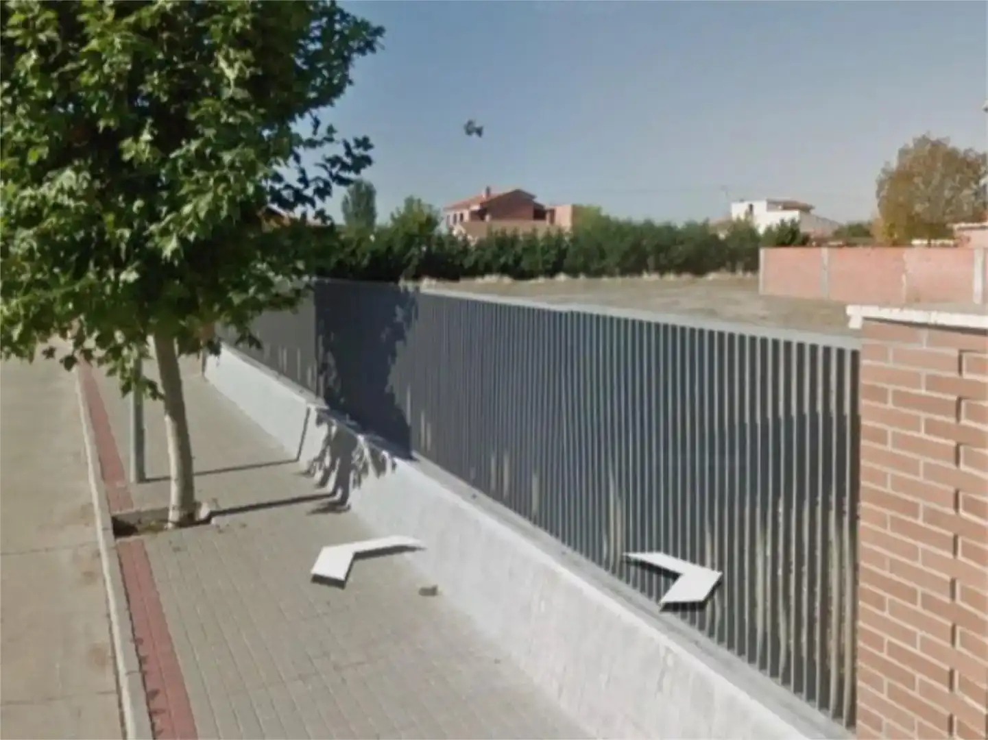 Vista exterior de Terreno en venta en Matapozuelos