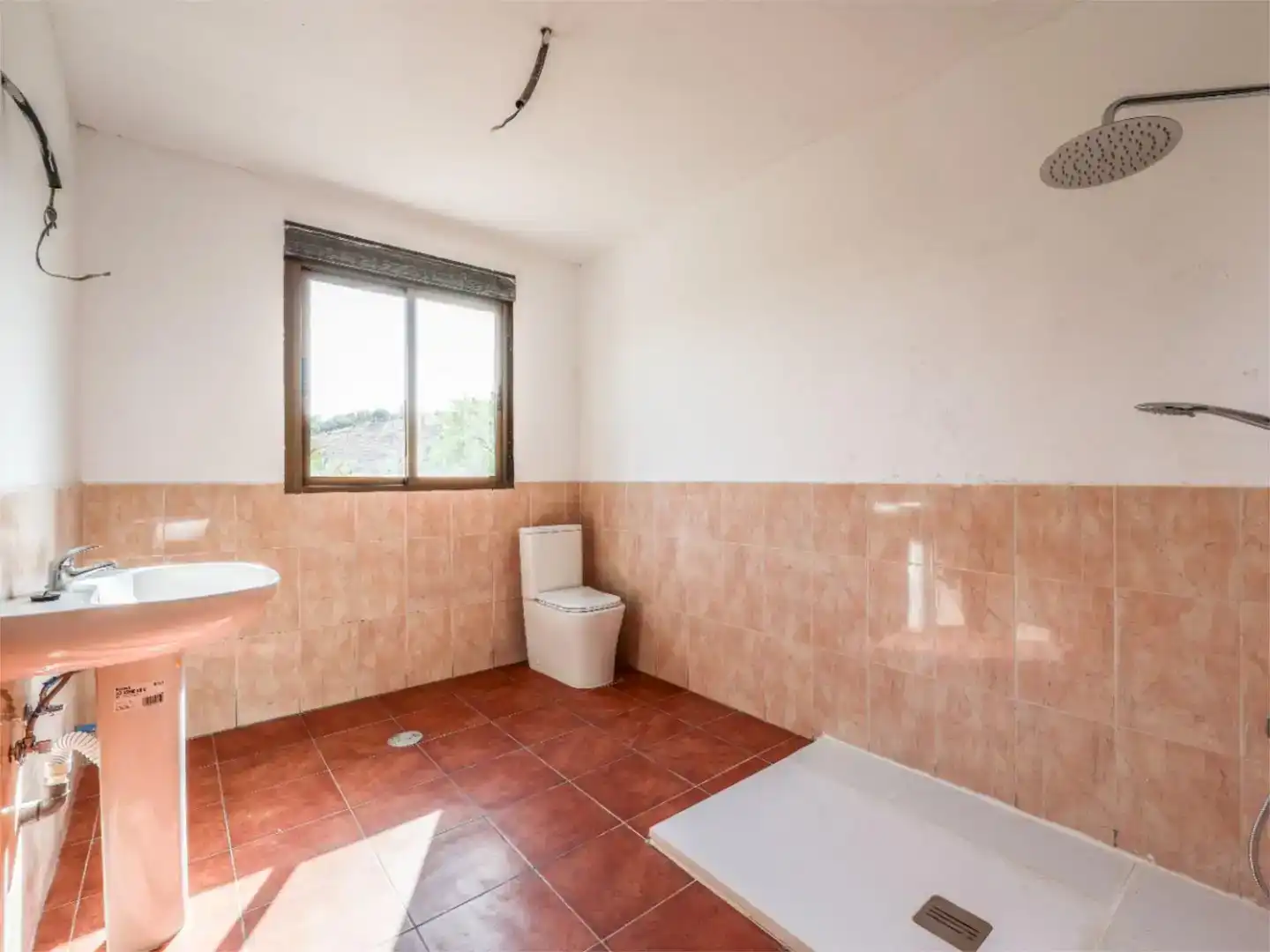 Baño de Casa o chalet en venta en Valdilecha con Aire acondicionado, Jardín privado y Balcón