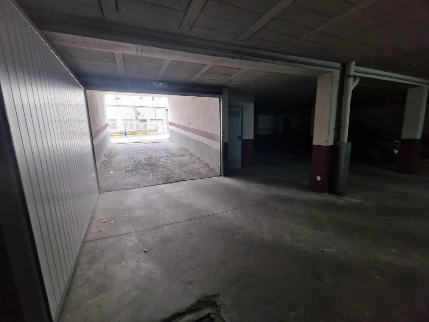 Parking de Piso en venta en San Cibrao das Viñas con Calefacción, Parquet y Terraza