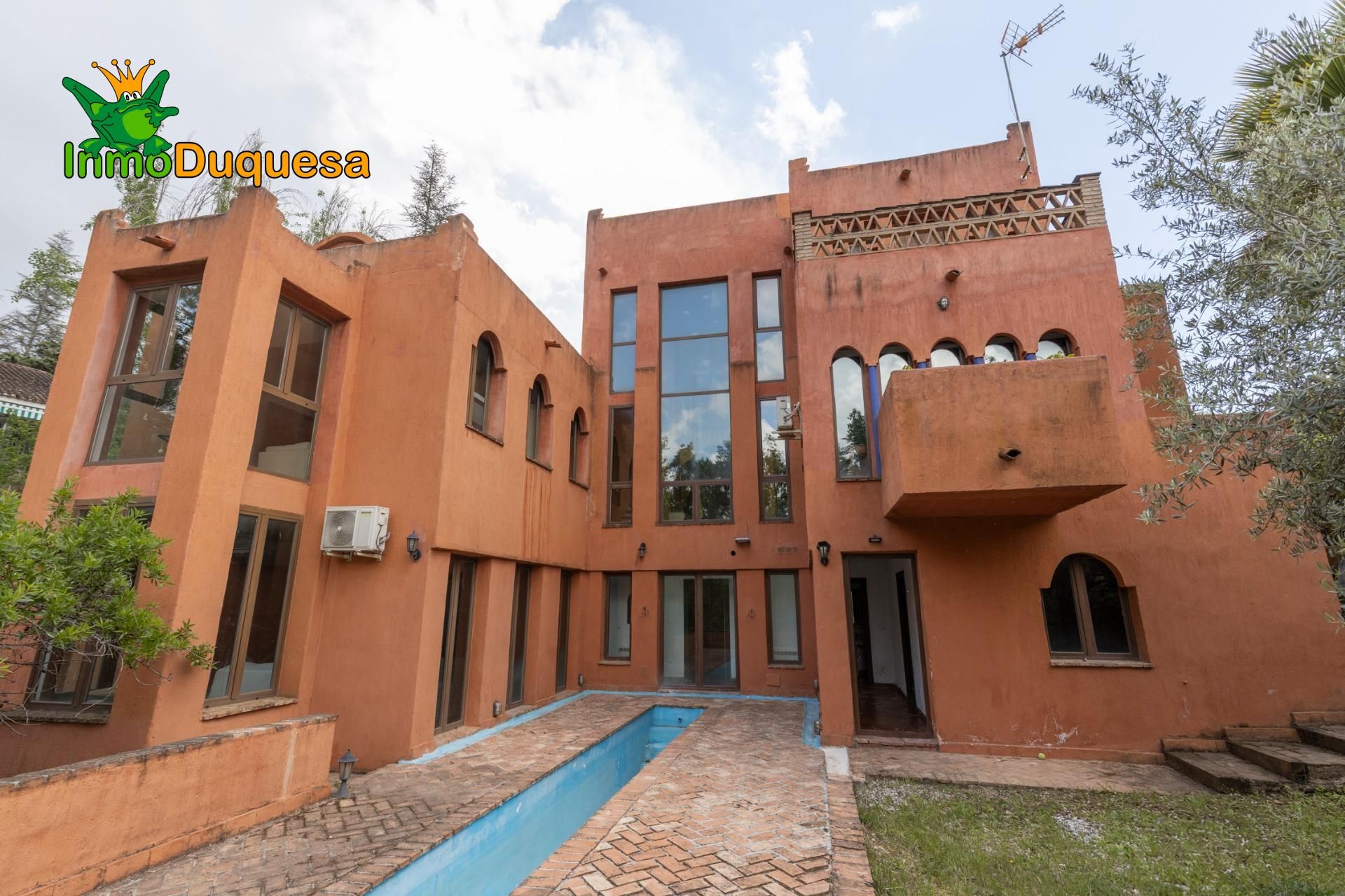 Vista exterior de Casa o xalet en venda en Alfacar amb Aire condicionat, Calefacció i Jardí privat