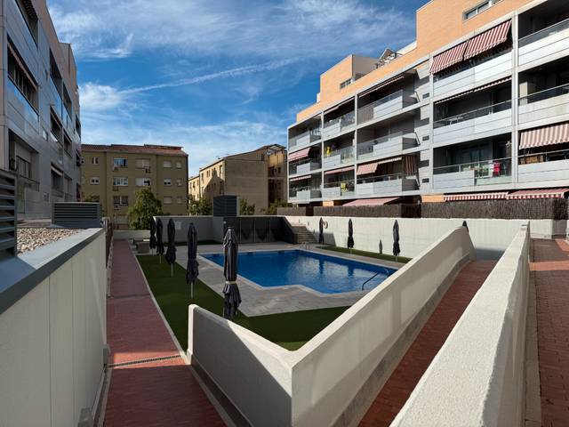 Piso en Venta en Avinguda de la Lacetània en Can Roca