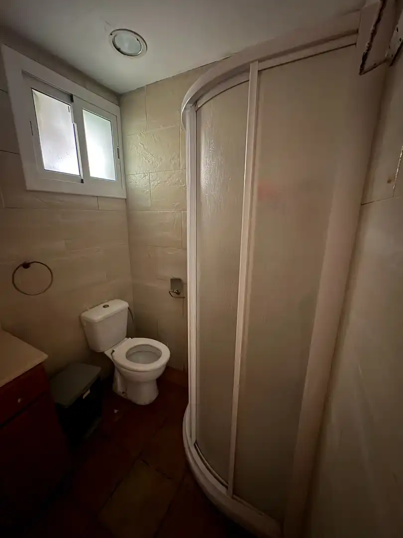 Bathroom of Houses for sale in Artigues - Llefià