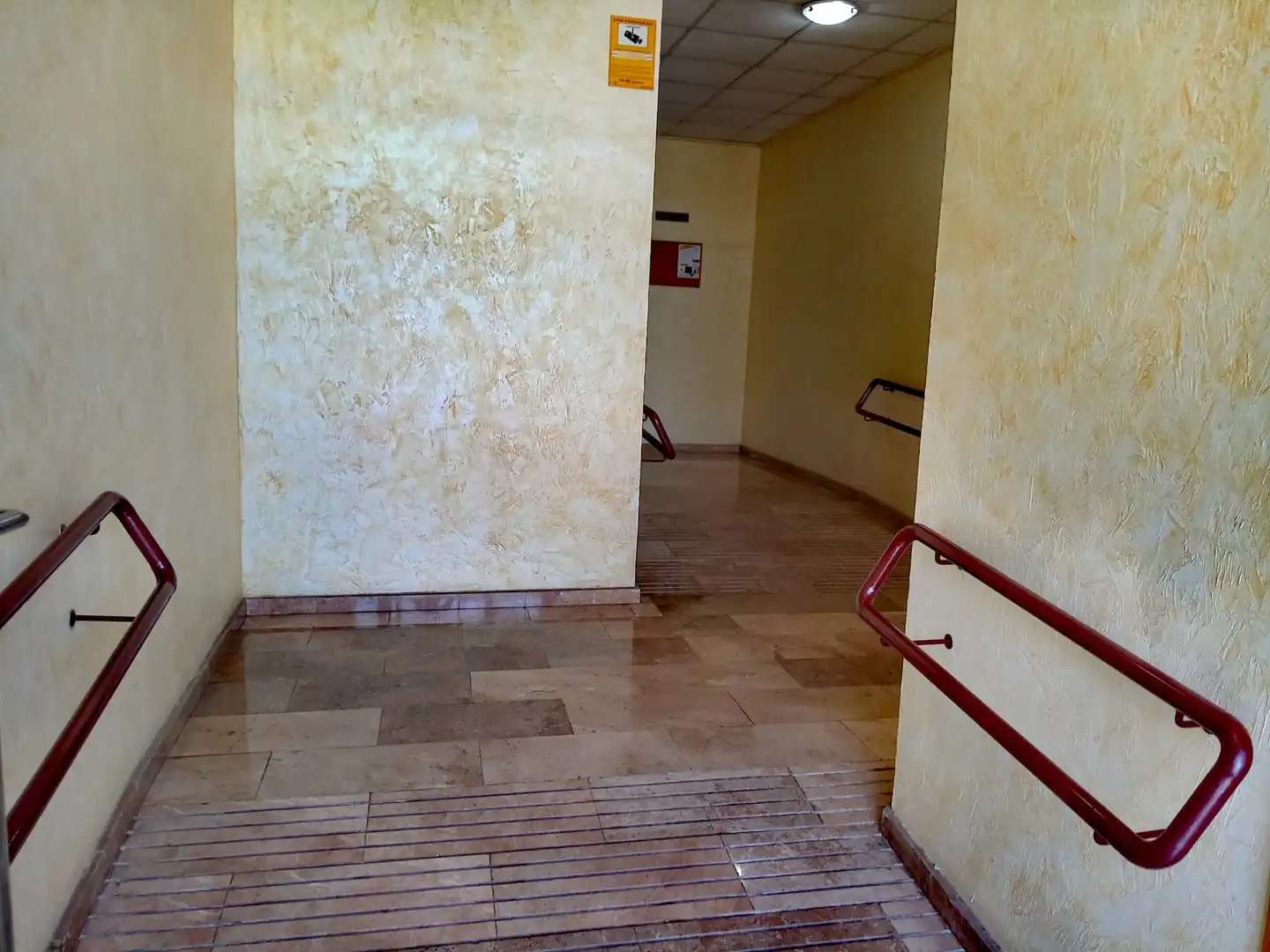 Flat for sale in Murcia  with Air Conditioner, Heating and Storage room