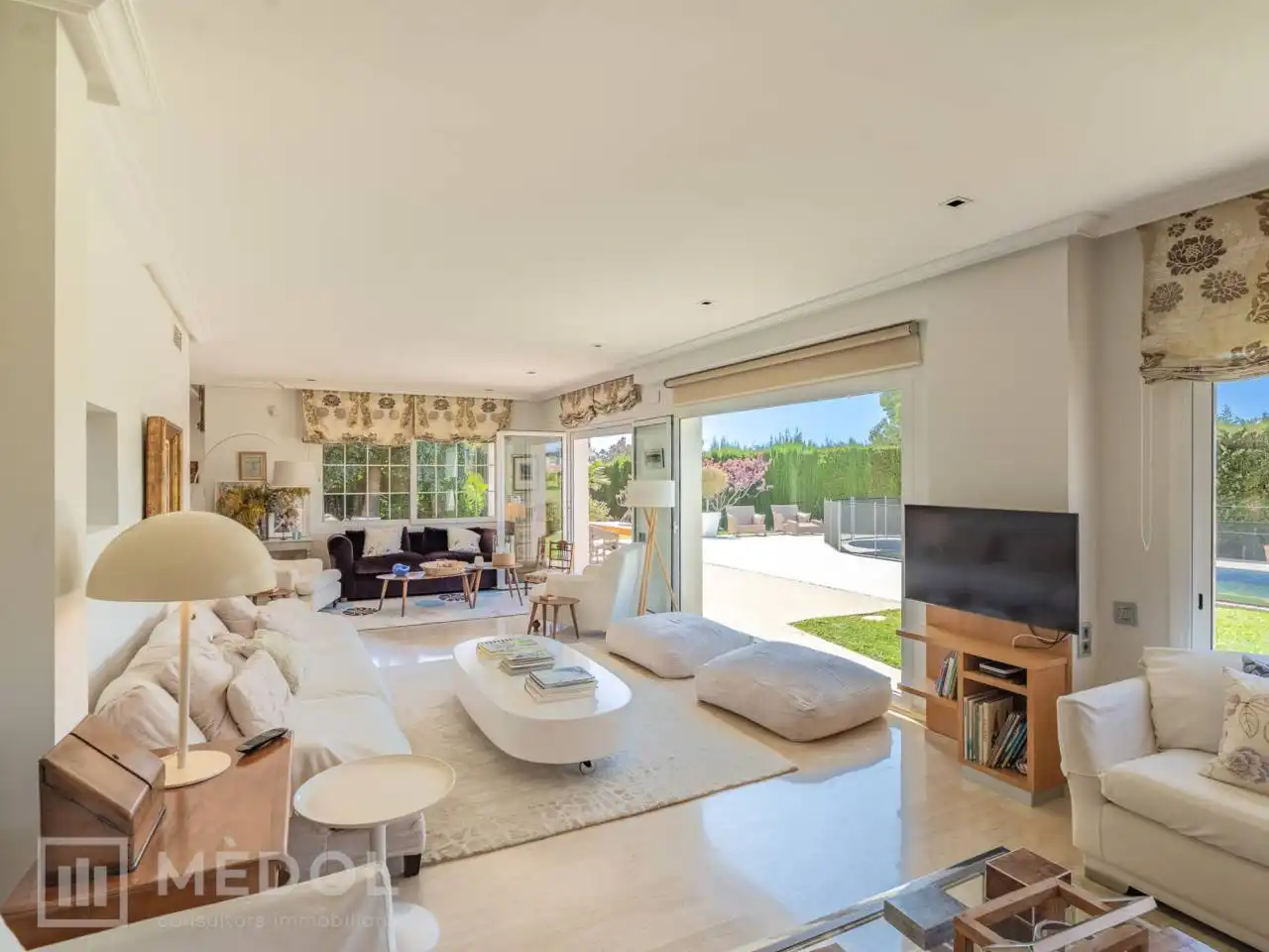 Sala d'estar de Casa o xalet en venda en Tarragona amb Aire condicionat, Calefacció i Jardí privat