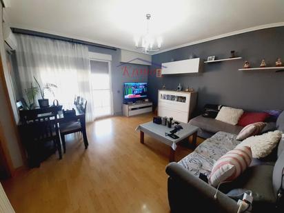 Living room of Flat for sale in  Madrid Capital  with Air Conditioner and Terrace