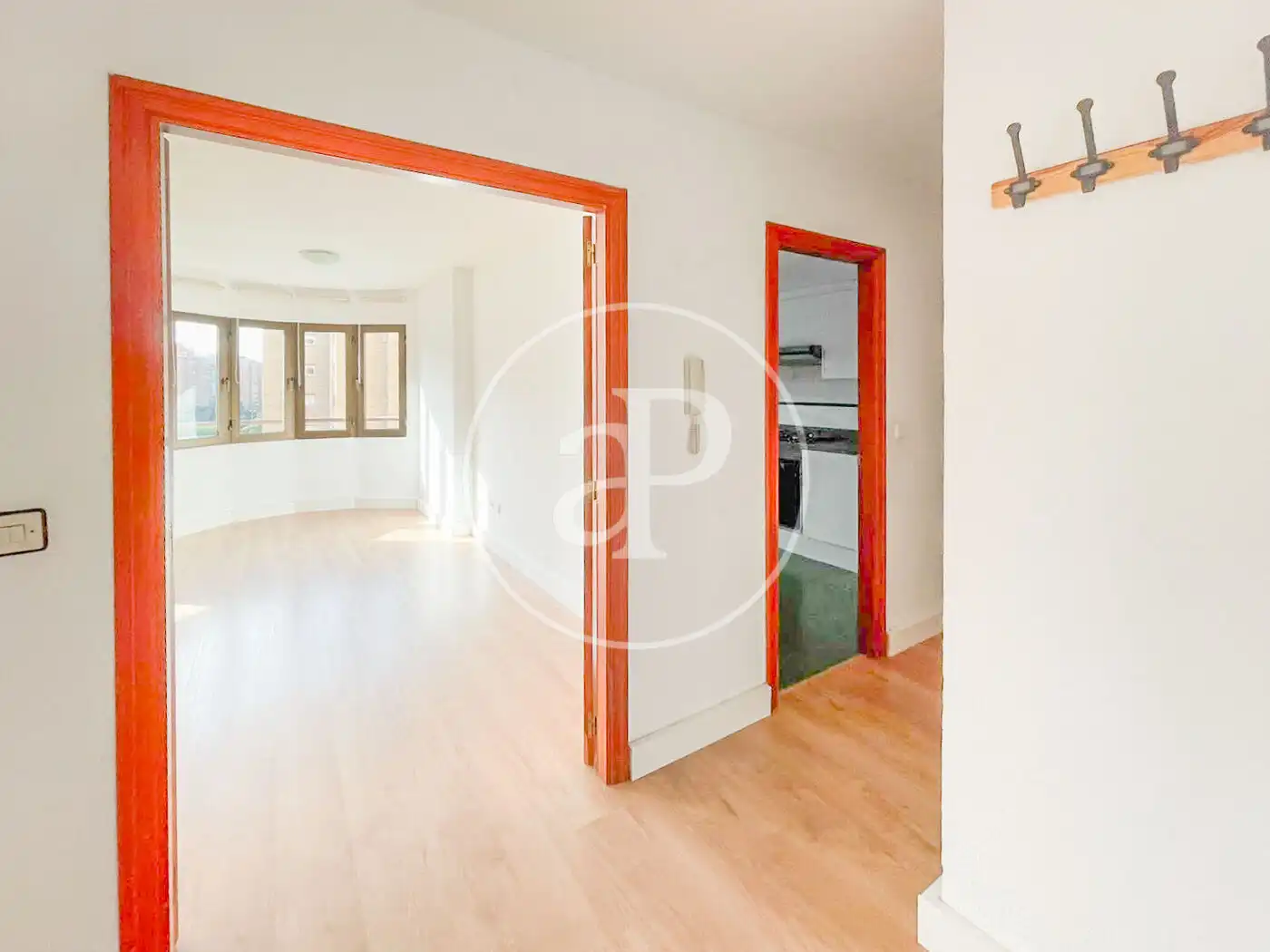 Flat with balcony to rent in C/ de Rubén Darío, imagen 7