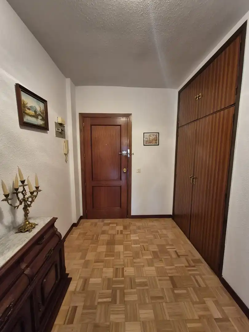 Wohnung zum Verkauf in Ávila mit Heizung, Terrasse und Abstellraum