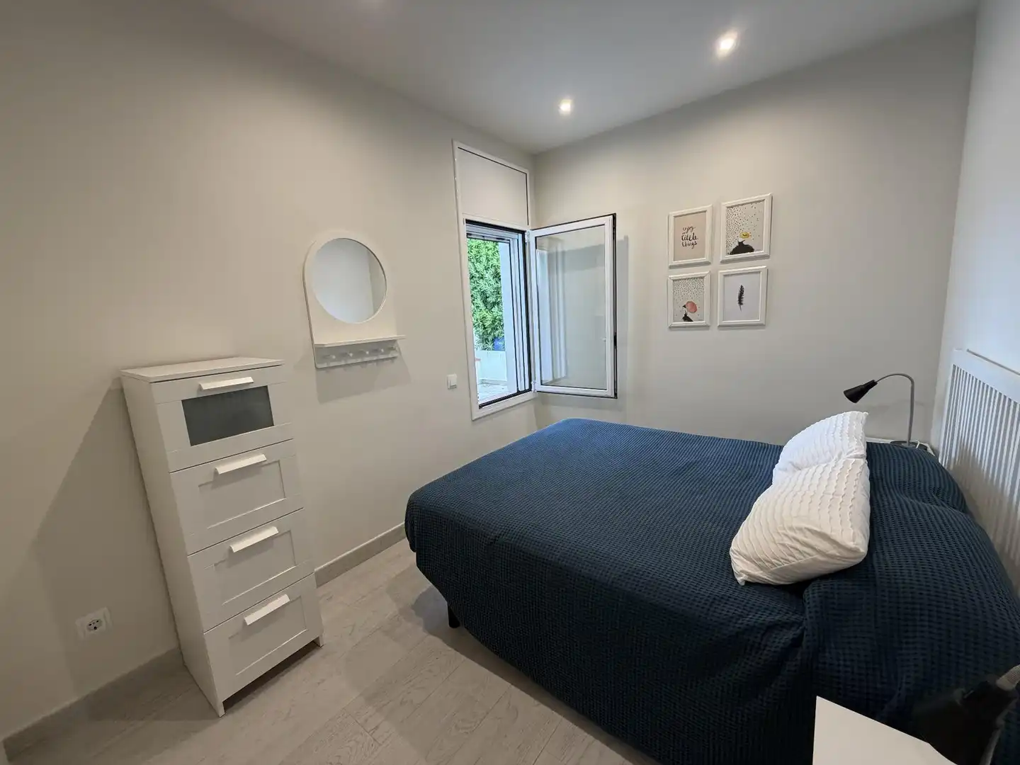 Habitación de Apartamento en venta en El Vendrell con Aire acondicionado, Calefacción y Amueblado