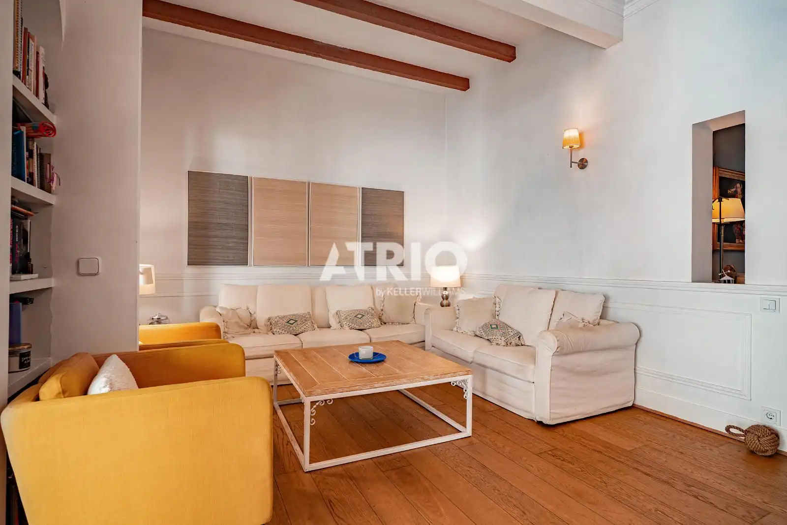 Living room of Houses for sale in  Palma de Mallorca  with Air Conditioner, Private garden and Terrace