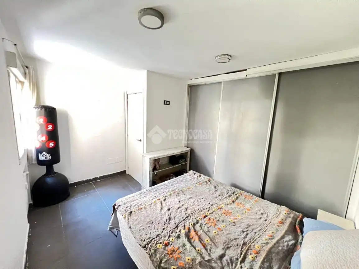 Habitación de Piso en venta en Madrid con Aire acondicionado y Terraza