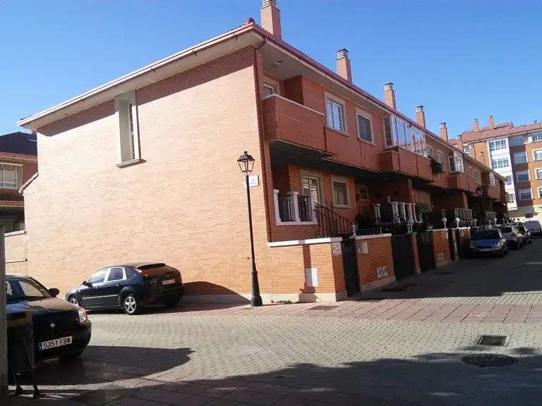 Piso en venta en Calle Carrion, imagen 2