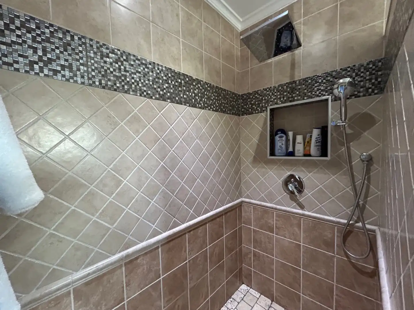 Bathroom of Houses for sale in Dénia  with Air Conditioner, Heating and Private garden