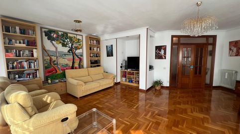 ocasion y novedad en duques de najera toda exterior 4 habitaciones 2 baños 1 aeso 2 trasteros garaje