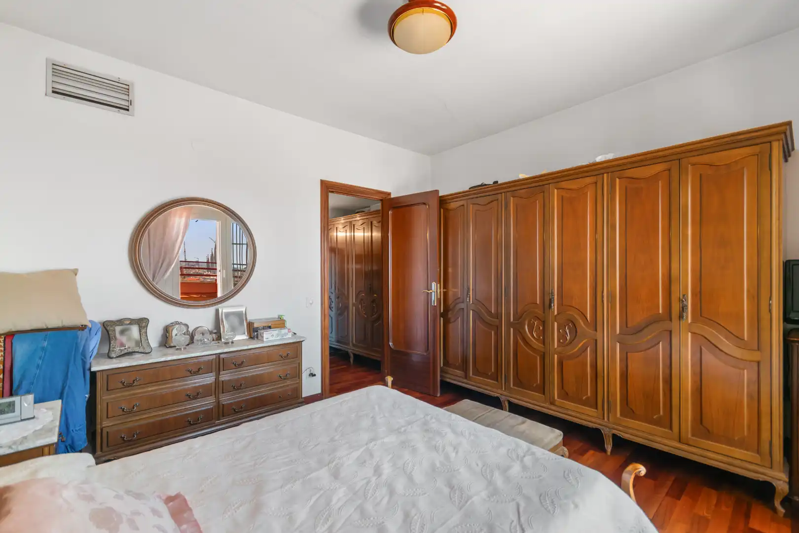 Attic for sale in El Guinardó