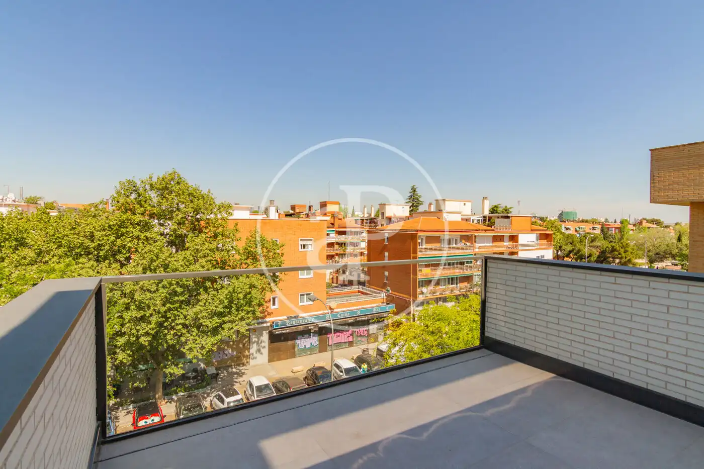 Terrassa de Àtic de lloguer en Madrid amb Aire condicionat, Calefacció i Jardí privat