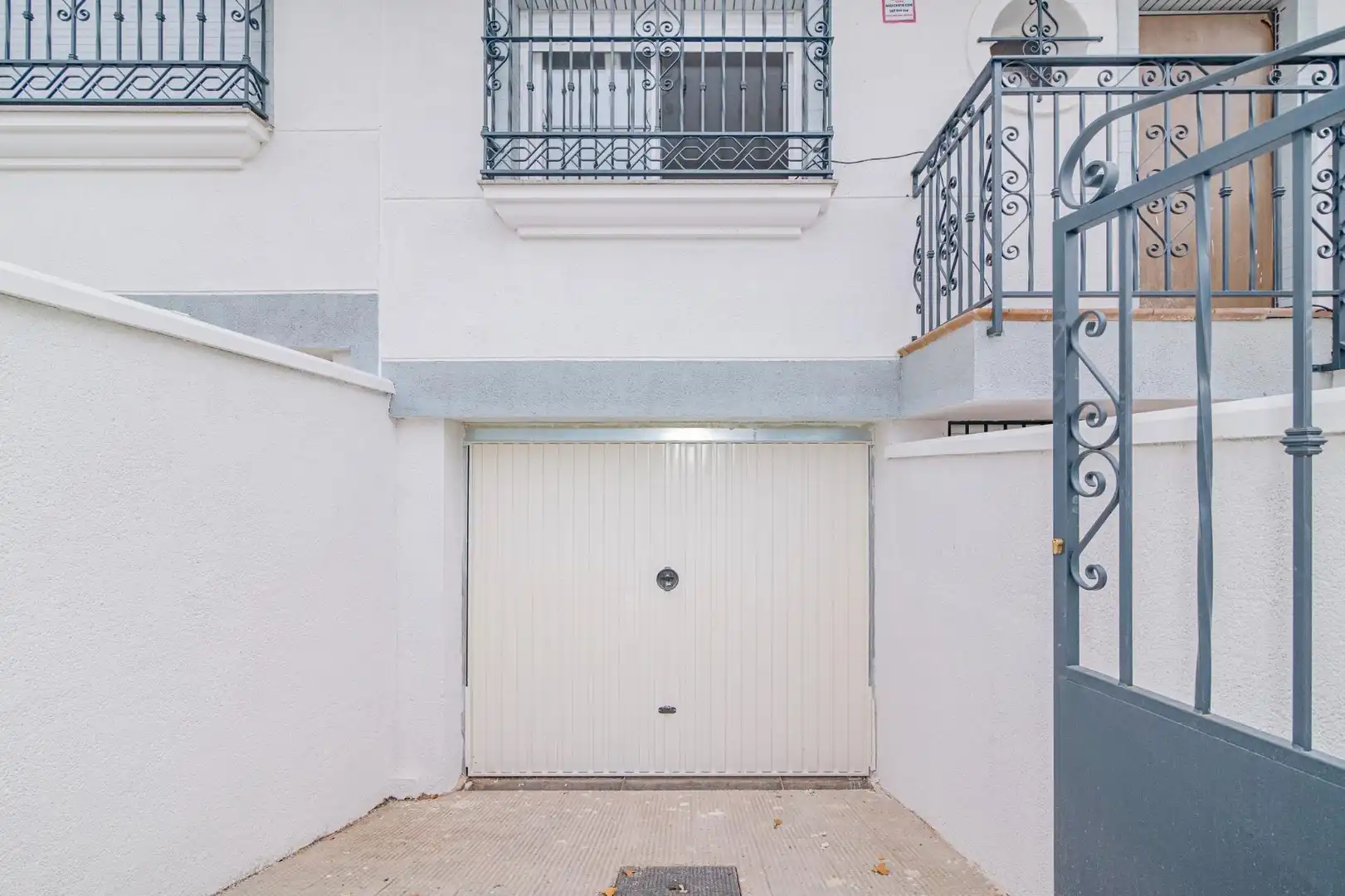 Adossat amb balcó en venda a Calle Jaen, imagen 33