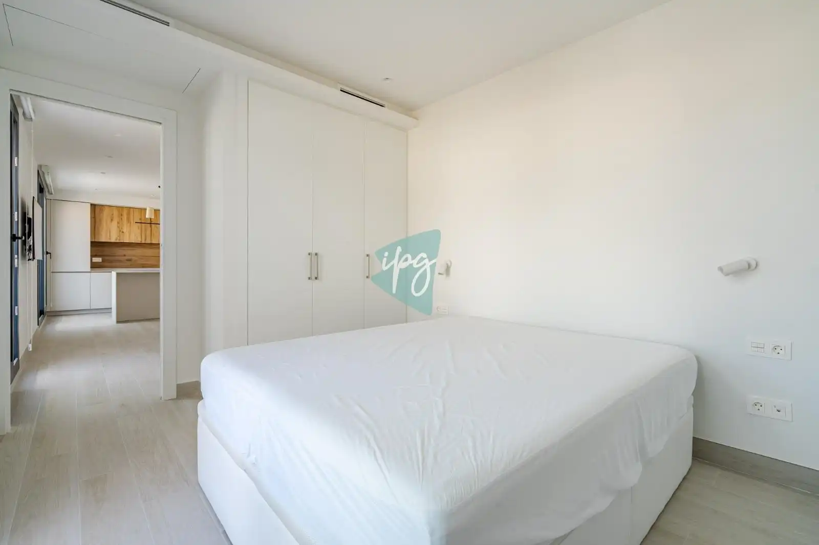 Schlafzimmer von Wohnungen zur Miete in Estepona mit Klimaanlage, Heizung und Terrasse
