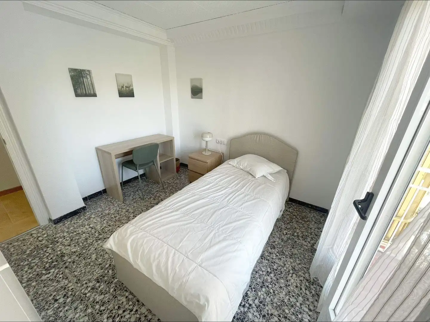 Schlafzimmer von Wohnung zum Verkauf in Elche / Elx mit Möbliert und Balkon