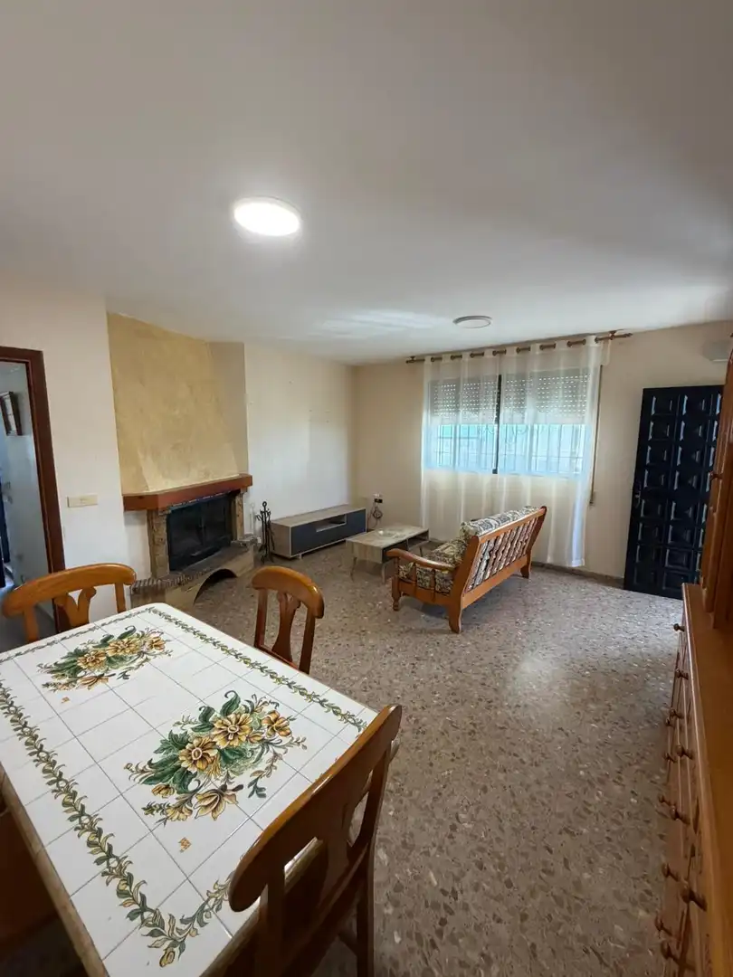 Wohnzimmer von Country house zum Verkauf in Onda mit Privatgarten, Abstellraum und Schwimmbad