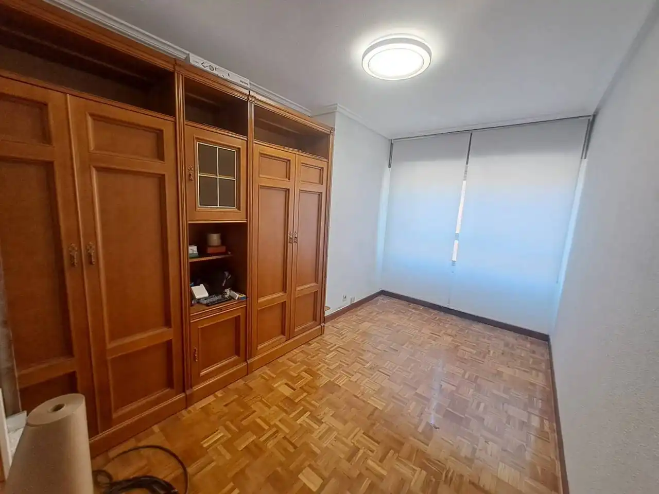 Flat for rent in Calle Antonio Machado, Reyes Católicos