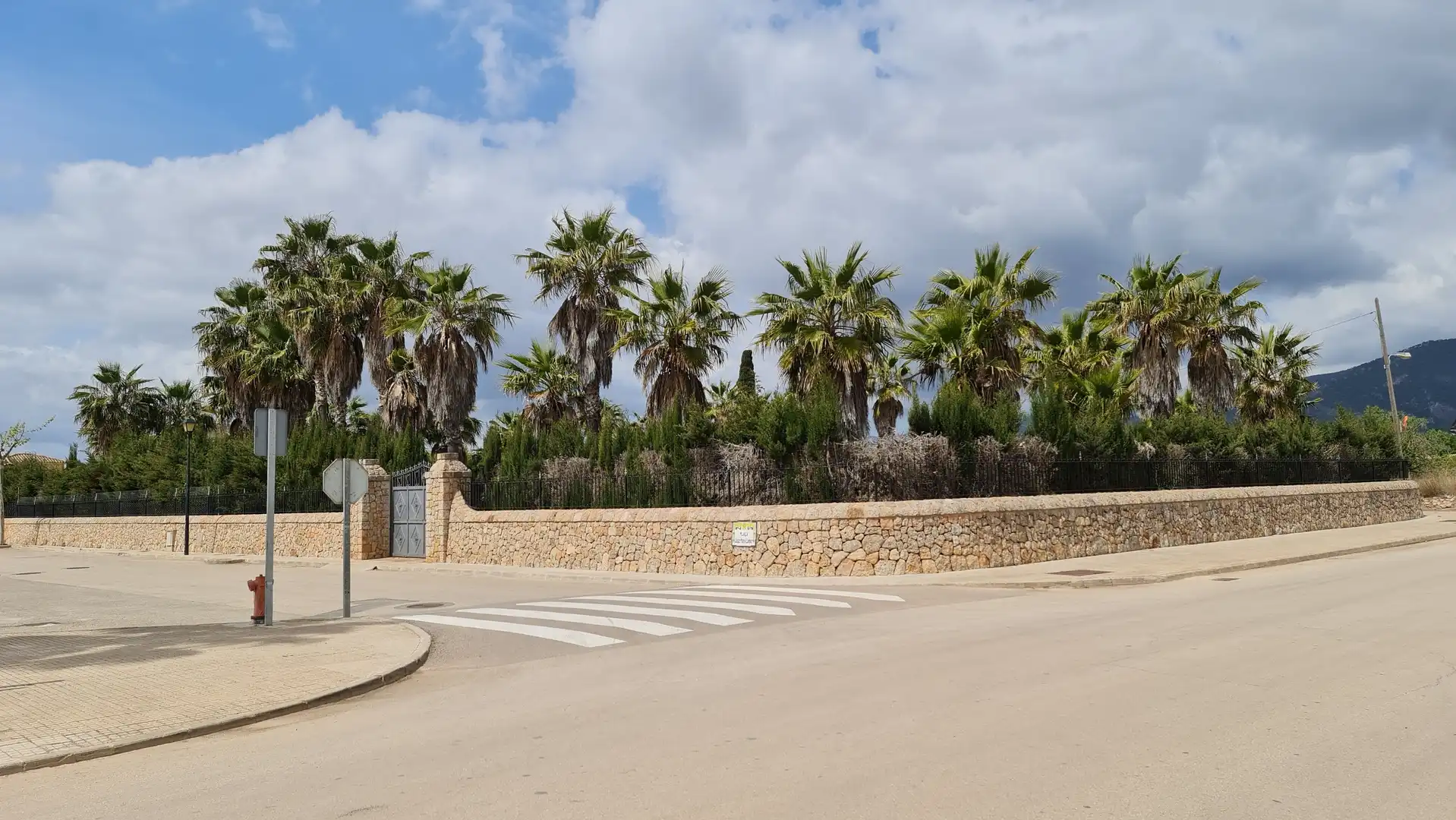 Vista exterior de Residencial en venta en Santa María del Camí