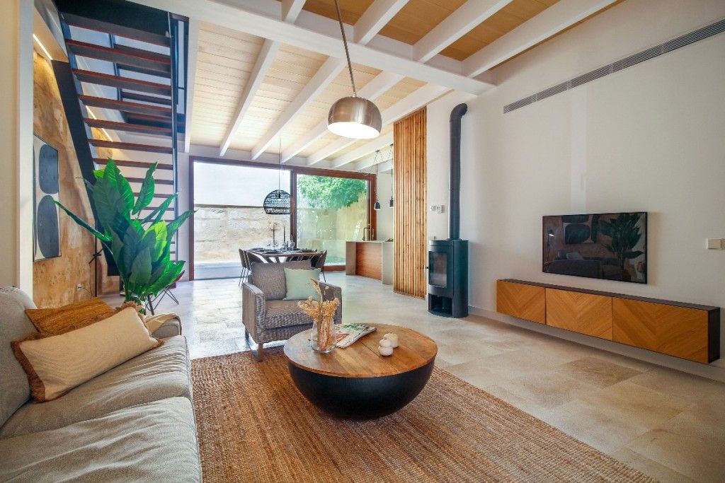 Sala d'estar de Casa adosada en venda en Pollença amb Aire condicionat, Calefacció i Terrassa