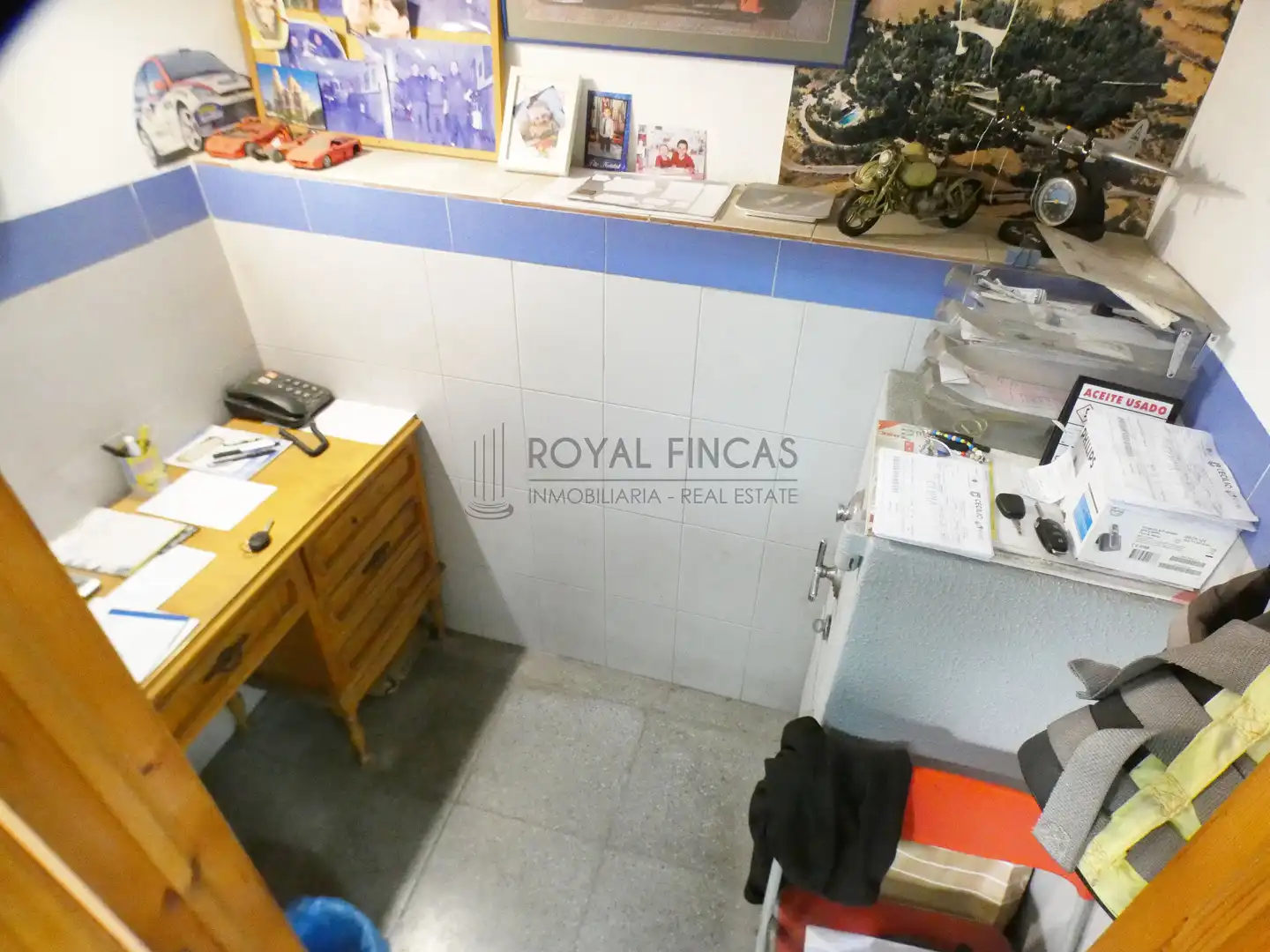 Local en venda en Benalmádena amb Moblat