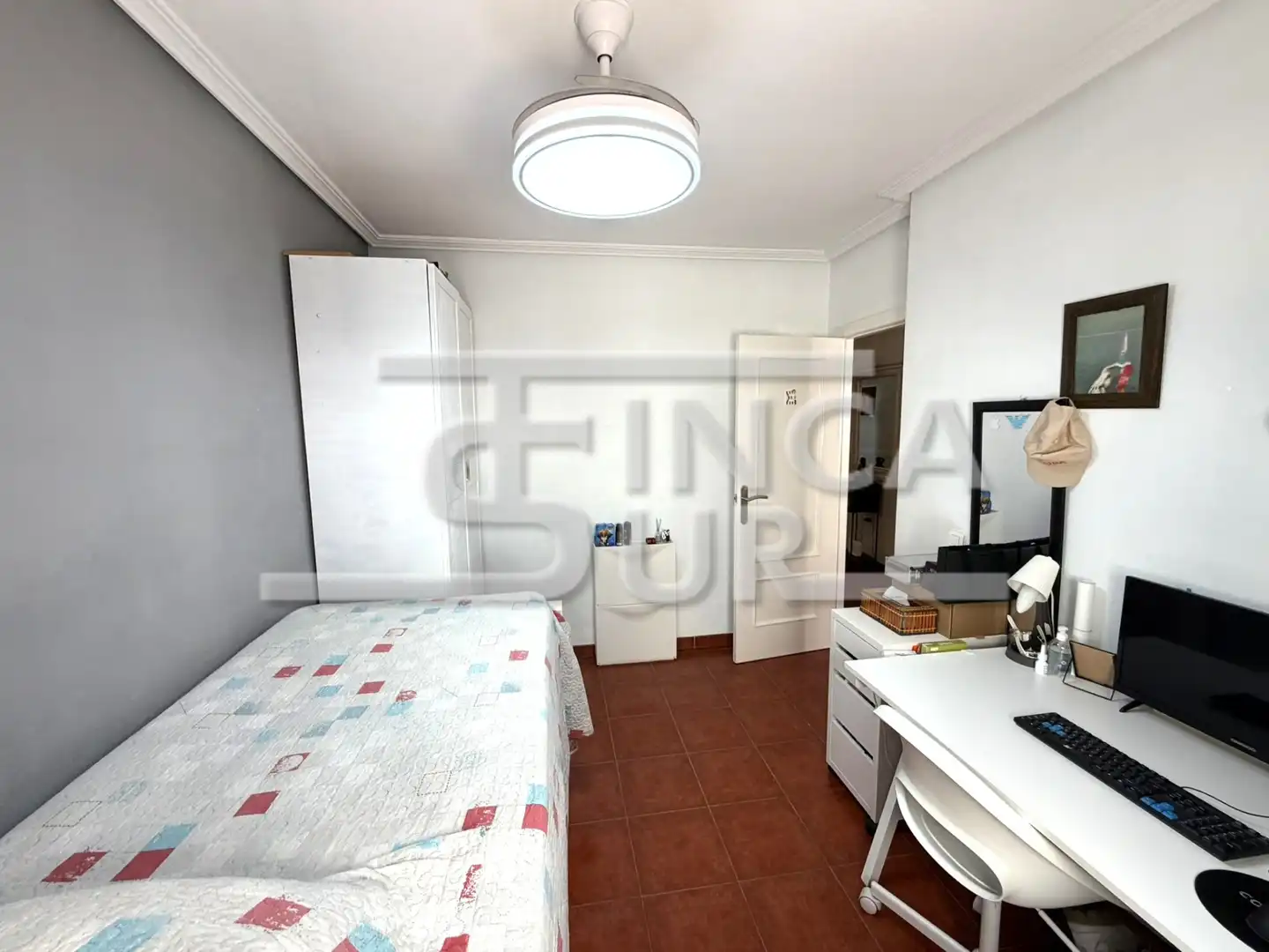 Habitación de Casa adosada en venta en Roquetas de Mar con Aire acondicionado, Calefacción y Terraza